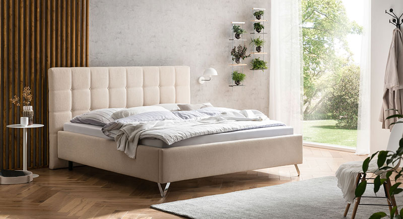 Polsterbett Beige Hell Creme Kopfteil Abgesteppt Metallfuesse Bettenstudio Sieker Velbert