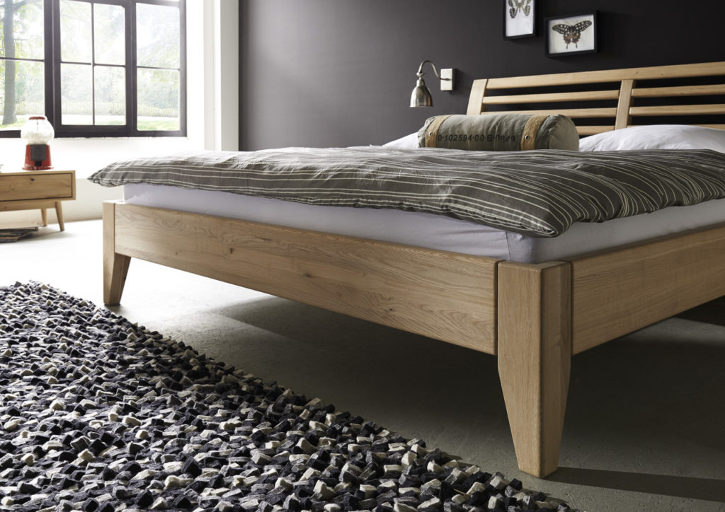 Tjornbo Detail Holzfuss Holz Schlafzimmer Doppelbett Easy Sleep Tjoernbo Sieker Velbert